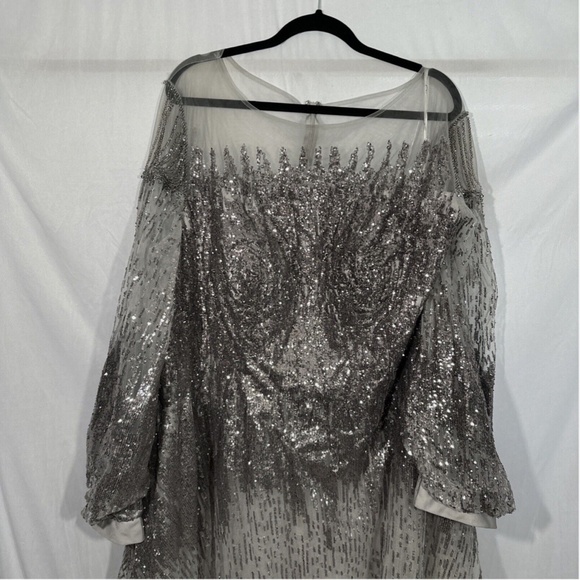 NWT$798 Mac Duggal [ 24 ] Jewel Encrusted Illusion Long Sleeve A-Line Gown Silve - Picture 5 of 17